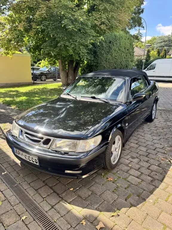 Main__Slider__Photo:Saab 9-3 2.0t Ecopower Cabriolet Summer Edition S... 08/2002-0