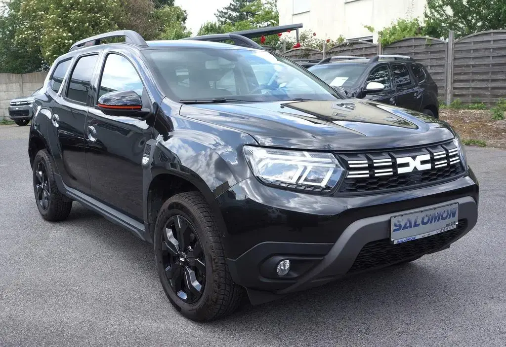 Main__Slider__Photo:Dacia Duster TCe150AUTOM*Extreme+ NAVI+4 CAM+ALLWETTER 07/2024-1