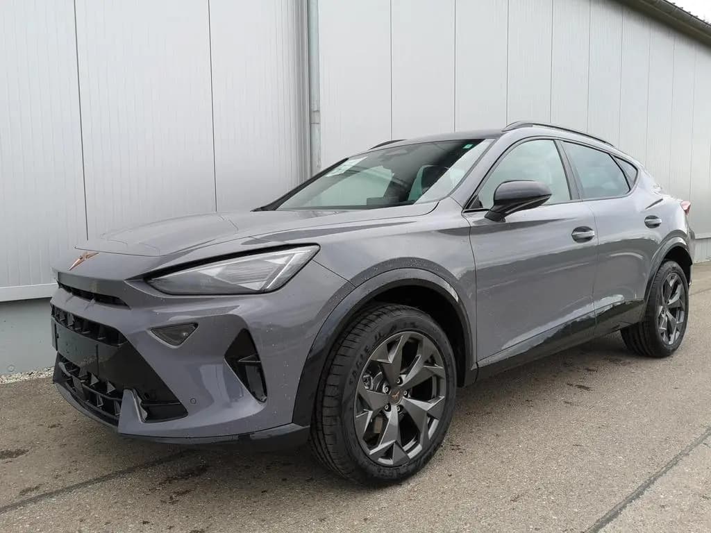 Main__Slider__Photo:Cupra Formentor 1.5 eTSI 110 kW DSG ABT AHK ACC LED... 02/2026-0