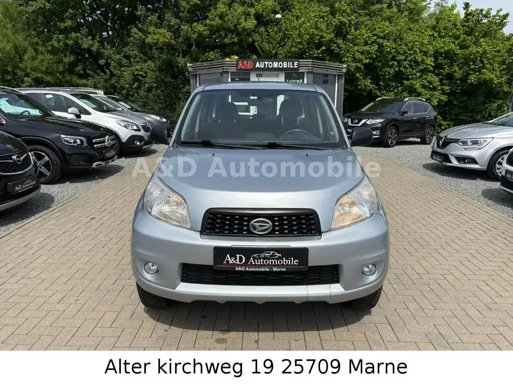 Main__Slider__Photo:Daihatsu Terios Top Klima Aux AHK 1HAND 8FACH 05/2010-1