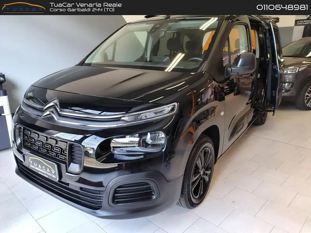 Main__Slider__Photo:Citroën Berlingo Citroen Berlingo 1.2 PureTech 110 Live 7 pos #92 07/2020-0