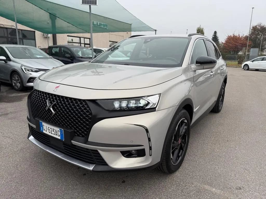 Main__Slider__Photo:DS Automobiles DS7 (Crossback) Ds 7 Crossback BlueHDi 130 aut. Performance Line 01/2022-0