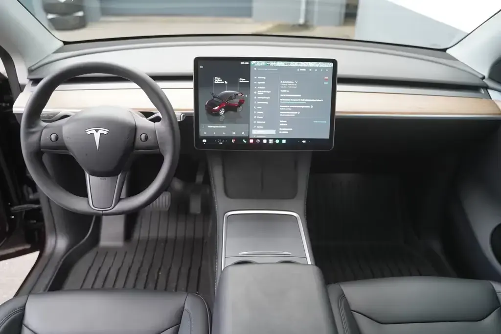 Main__Slider__Photo:Tesla Model Y Long Range AWD *FSD full self drive* 12/2023-1