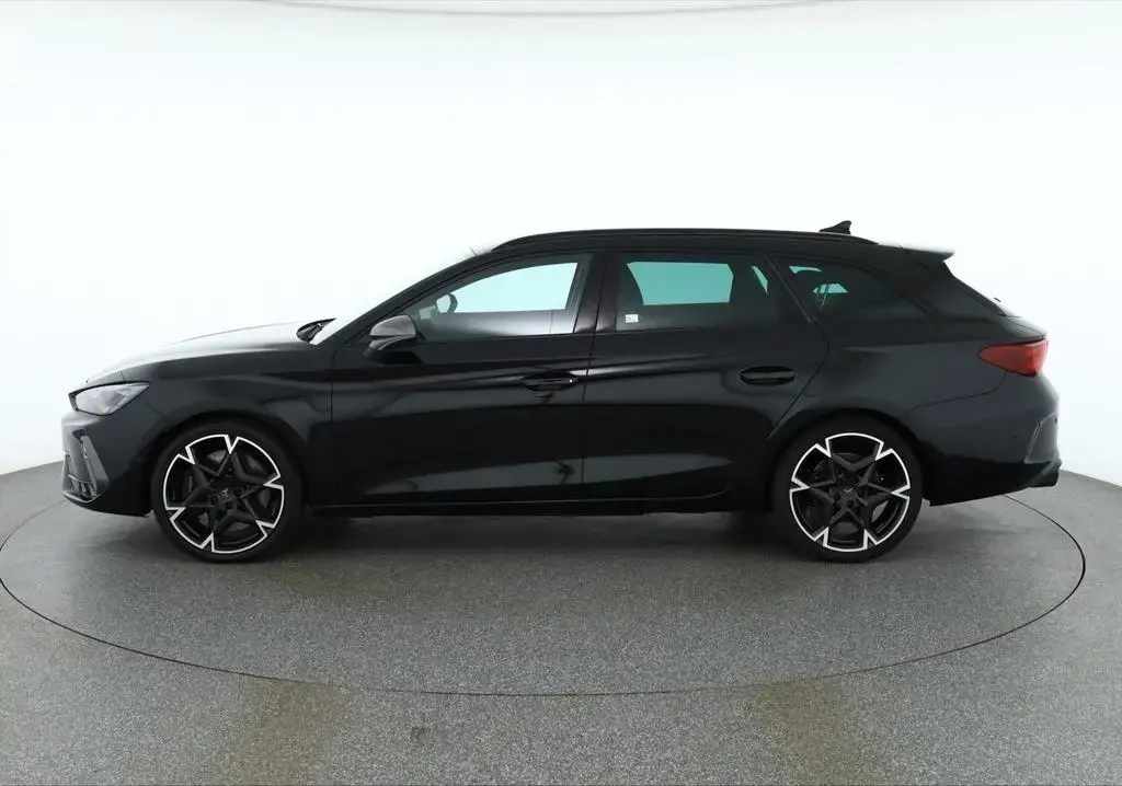 Main__Slider__Photo:Cupra Leon ST VZ 2.0 TSI 4Drive DSG Matrix ACC AHK Kam 07/2025-1