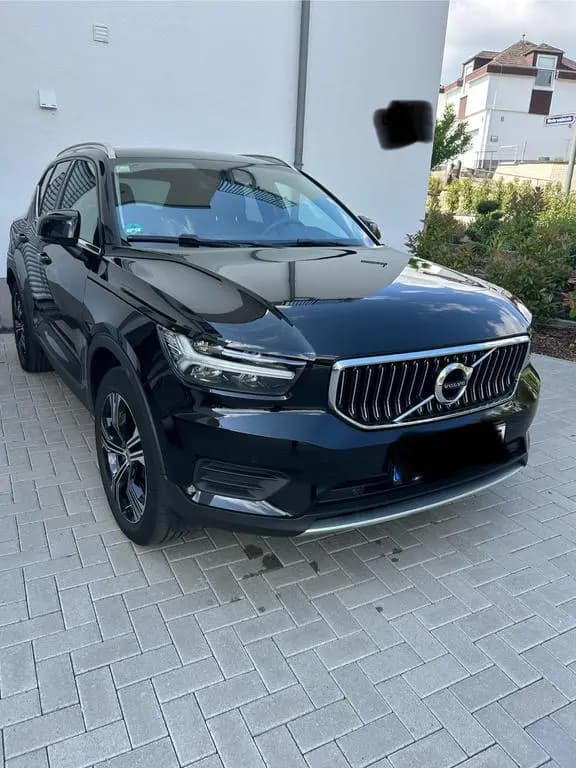 Main__Slider__Photo:Volvo XC40 T3 Momentum Geartronic Momentum 06/2021-0
