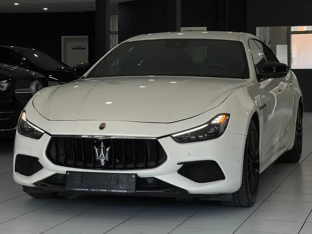 Main__Slider__Photo:Maserati Ghibli 3.0 V6 *H&K*MMRY*BREMBO*FACELIFT*CAM*21Z* 02/2021-0