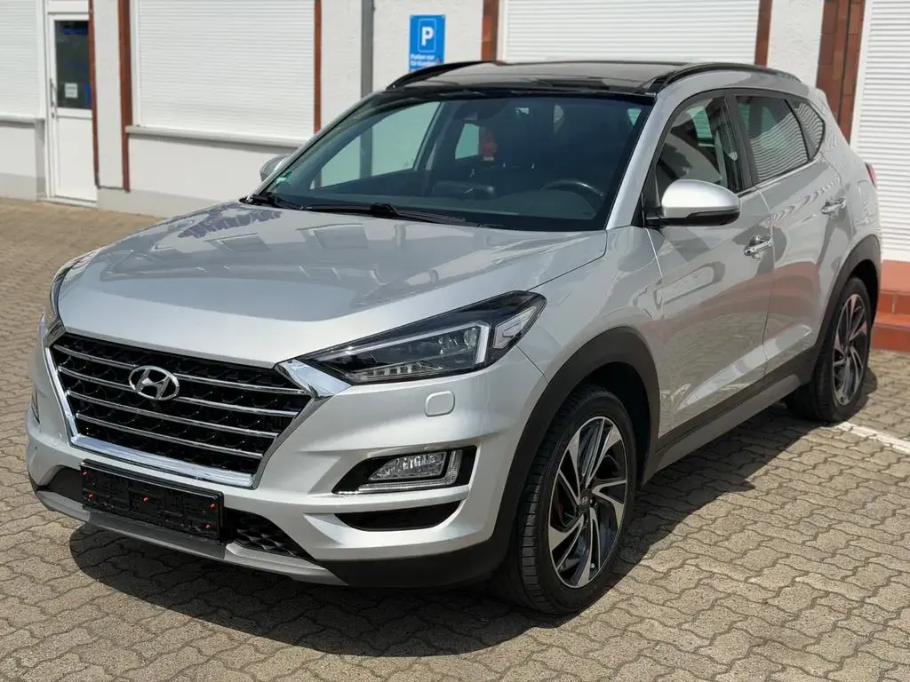 Main__Slider__Photo:Hyundai TUCSON Premium 2WD KEYLESS/NAVI/PAN0/360 KAMERA 06/2019-1