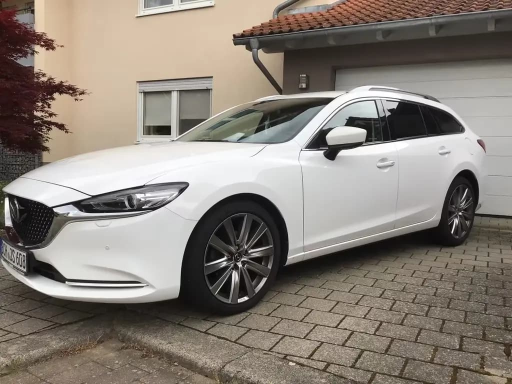 Main__Slider__Photo:Mazda 6 2.0 SKYACTIV-G 165 Exclusive-Line Automatik 02/2023-0