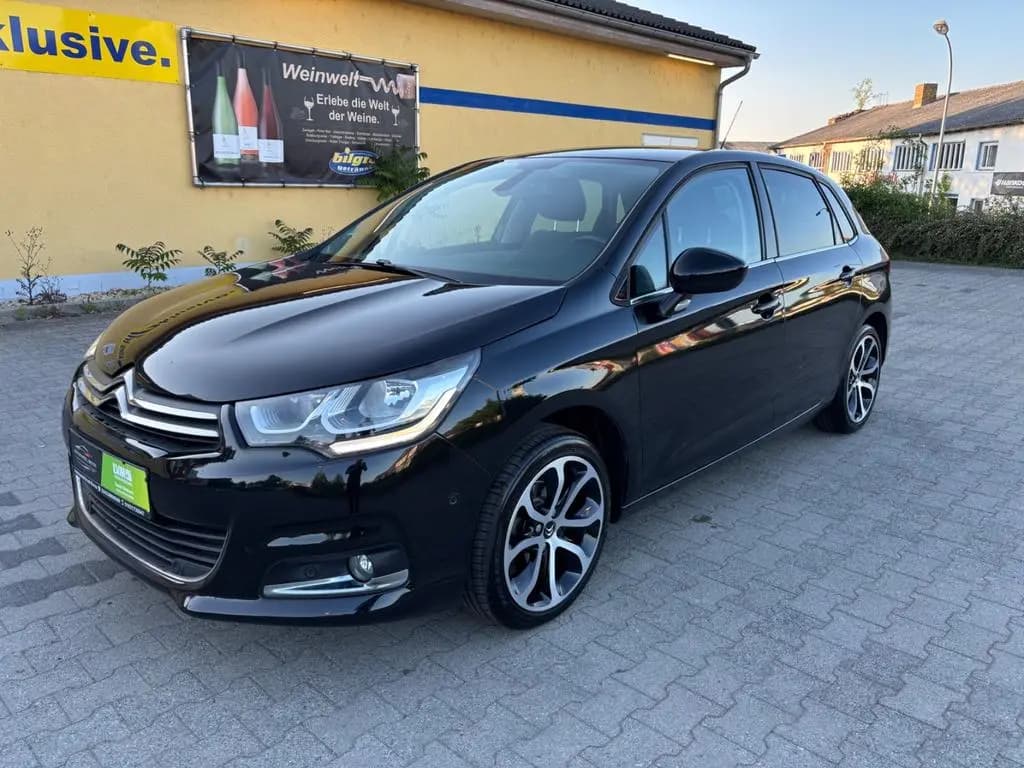 Main__Slider__Photo:Citroën C4 Lim. Selection 07/2017-0