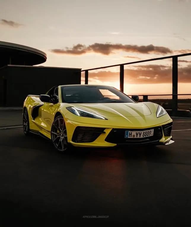 Main__Slider__Photo:Corvette C8 3LT Z51 Bose, Lift, Felgen, Schürze 03/2024-0