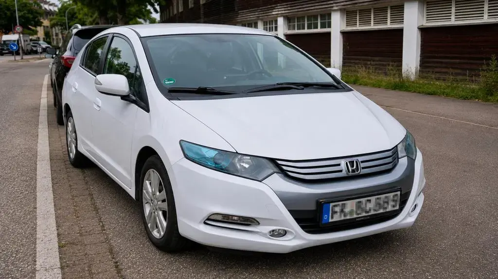 Main__Slider__Photo:Honda Insight TÜV + Allwetterreifen + Inspektion neu 10/2009-1