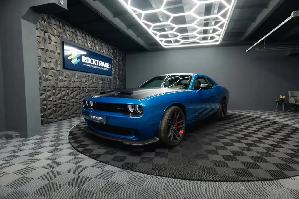 Main__Slider__Photo:Dodge Challenger 6.4 V8 SRT 392 R/T 1320 SCAT PACK 09/2022-0