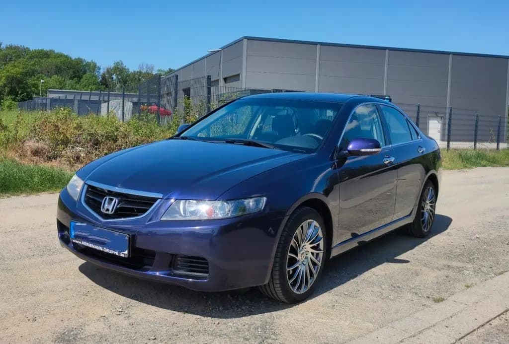Main__Slider__Photo:Honda Accord 2.0 Comfort Comfort 03/2003-0