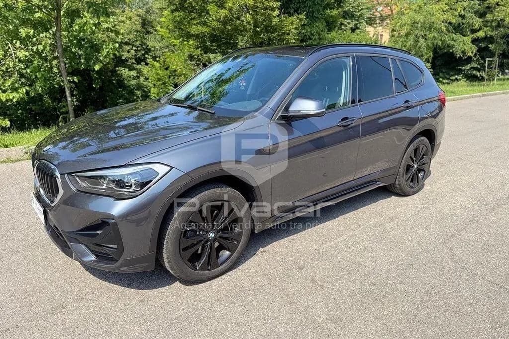 Main__Slider__Photo:BMW X1 sDrive18d Advantage 09/2021-0