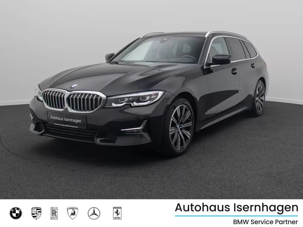 Main__Slider__Photo:BMW 330 d xD Luxury Line HUD DAB Kamera AHK Panorama 01/2021-0