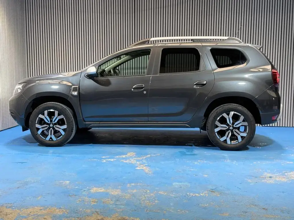 Main__Slider__Photo:Dacia Duster II Prestige AUTOMATIK/150 PS/360°-Kamera 08/2021-1