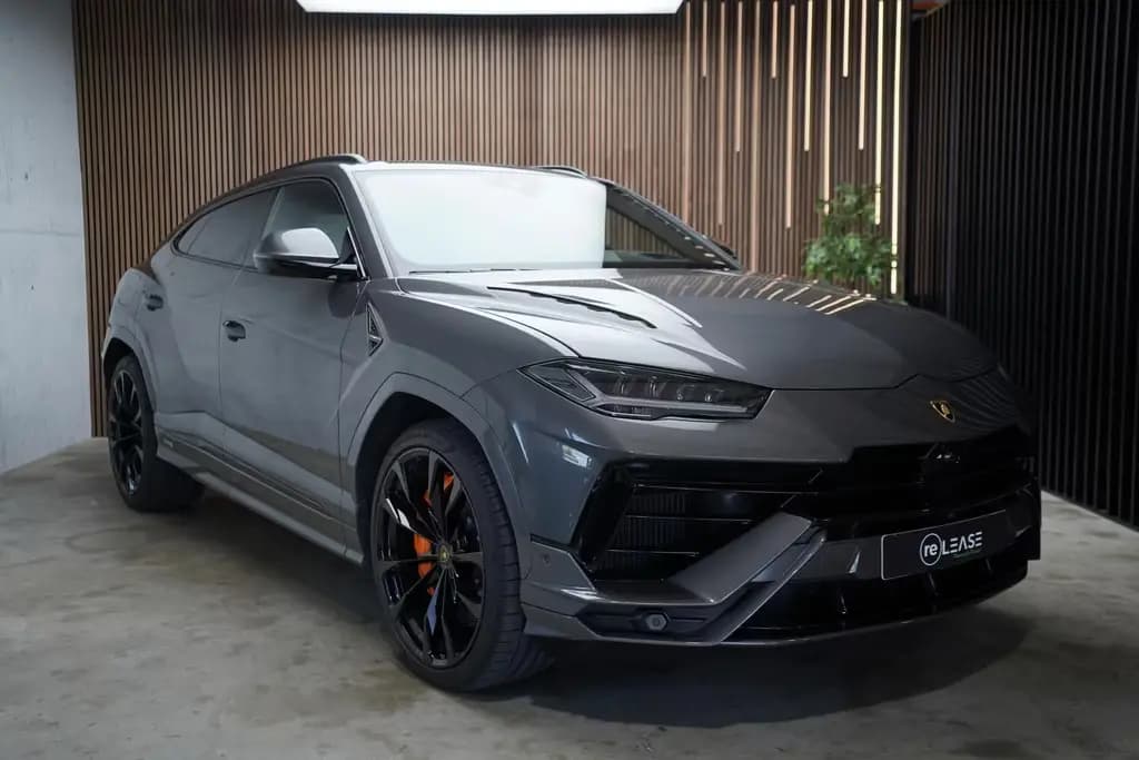 Main__Slider__Photo:Lamborghini Urus S | B&O | AHK | Night | HuD | Pano | Beige 03/2023-0