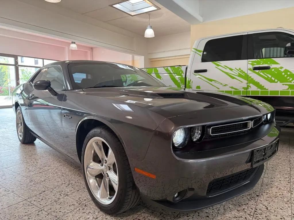Main__Slider__Photo:Dodge Challenger V8 5.7l*71 TKM* 02/2015-0