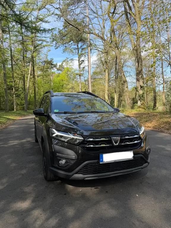 Main__Slider__Photo:Dacia Jogger TCe 110 Extreme+ 7-Sitzer Extreme+ 04/2022-0