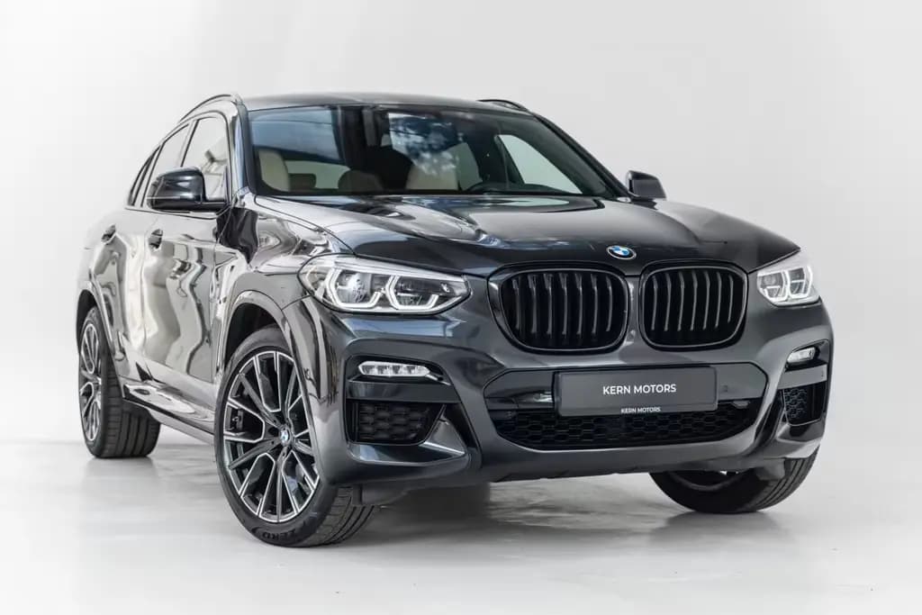Main__Slider__Photo:BMW X4 xDrive20d M-Sport*Scheckheft*Sitzbeluftung*Harma 10/2018-0