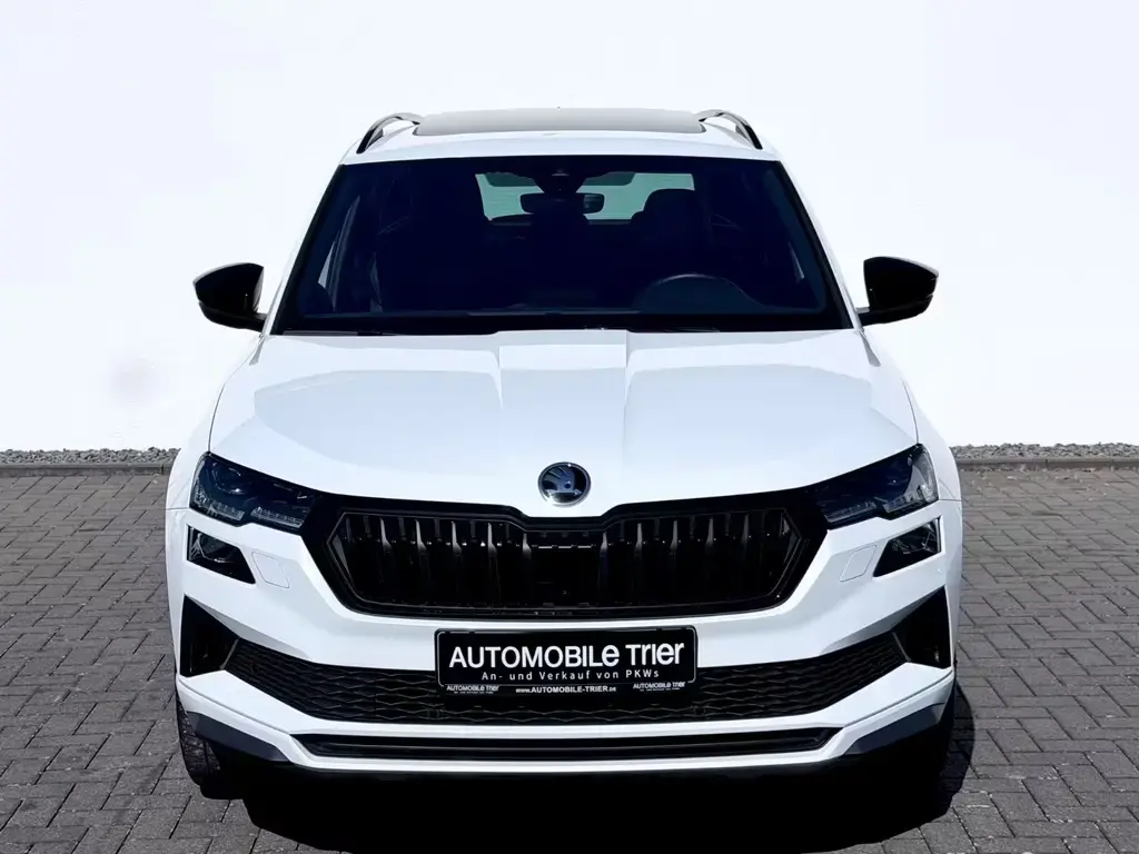 Main__Slider__Photo:Skoda Karoq Sportline 1.5 TSI DSG /NAVI/LED/ACC/360CAM 06/2022-1