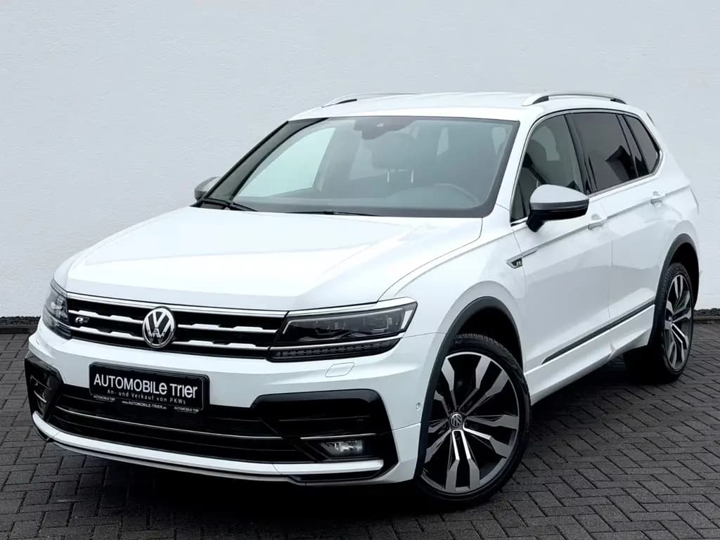 Main__Slider__Photo:Volkswagen Tiguan Allspace 3 x R Line 2.0 TSI DSG  4Motion 10/2020-0
