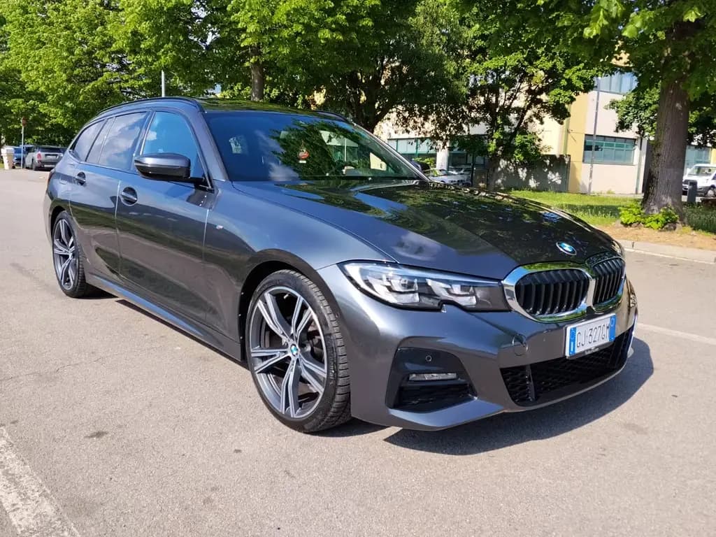 Main__Slider__Photo:BMW 320 d Touring M Sport Automatik 07/2022-0