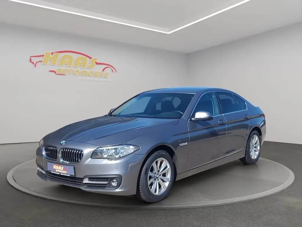 Main__Slider__Photo:BMW 520 i Lim. *Bi-Xenon*Navi*PDC* 06/2015-0