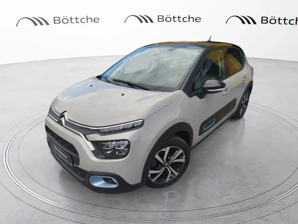 Main__Slider__Photo:Citroën C3 1.2 12V e-THP / PureTech 06/2023-1