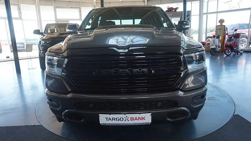 Main__Slider__Photo:Dodge RAM LARAMIE 22 Zoll*Pano*eTorque*AHK*Crew-Cab* 07/2021-1