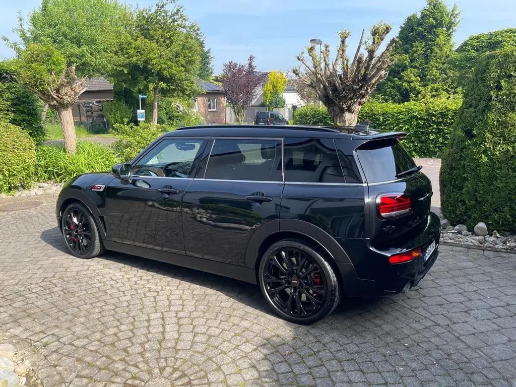 Main__Slider__Photo:MINI John Cooper Works Clubman JCW ALL 4 Classic ... 03/2023-0