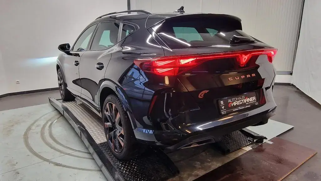 Main__Slider__Photo:Cupra Formentor 1.5 eTSI Navi/ SHZ/ Panorama/ AHK/ ... 10/2024-1