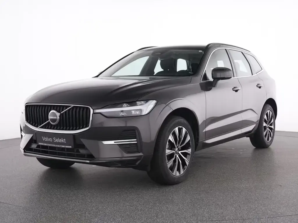 Main__Slider__Photo:Volvo XC60 B4 Core+WINTERPAK+LM19+RFK+DAB+KLIMA+NAVI+ 02/2023-1