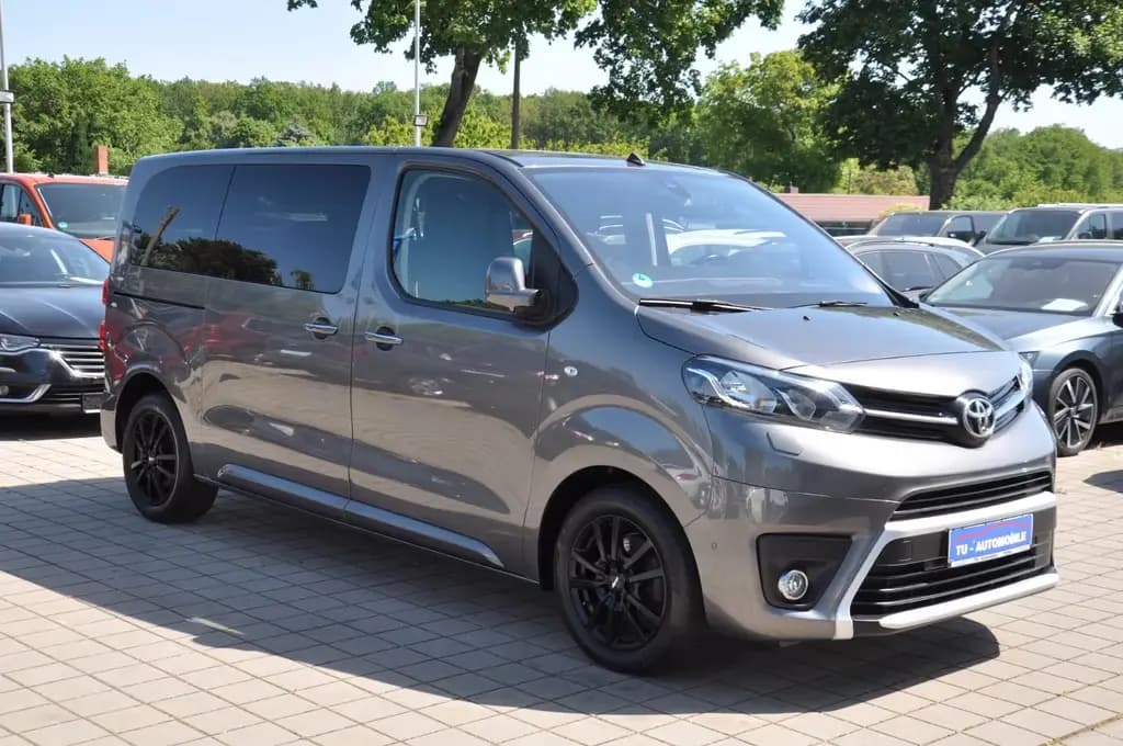 Main__Slider__Photo:Toyota Proace (Verso) Proace Verso L1 Family Comfort Aut. AHK-ACC-HUD 04/2019-0