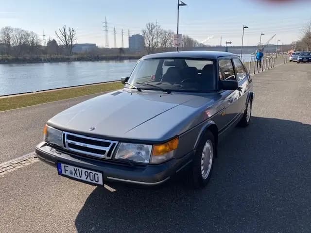 Main__Slider__Photo:Saab 900 S Automatik 06/1993-0