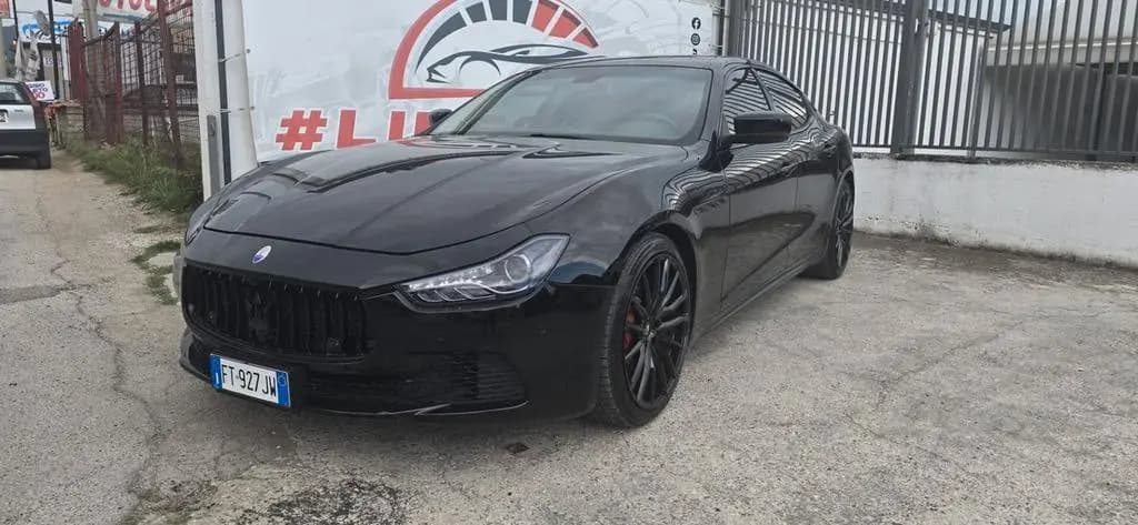 Main__Slider__Photo:Maserati Ghibli V6 Diesel 05/2015-0