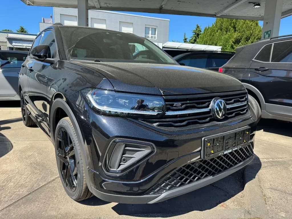 Main__Slider__Photo:Volkswagen T-Cross 1.5 TSI DSG R-Line-Matrix-AHK-BlackStyle 05/2026-0
