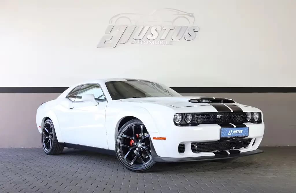 Main__Slider__Photo:Dodge Challenger 5.7 R/T/SHZ/ALPINE/MFL/BTH/AMBIE/R20 07/2021-0