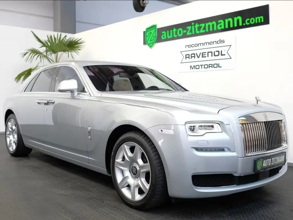 Main__Slider__Photo:Rolls-Royce Ghost Series II/PANORAMA/NIGHT/REAR-TV/BELÜFTUNG 03/2015-0