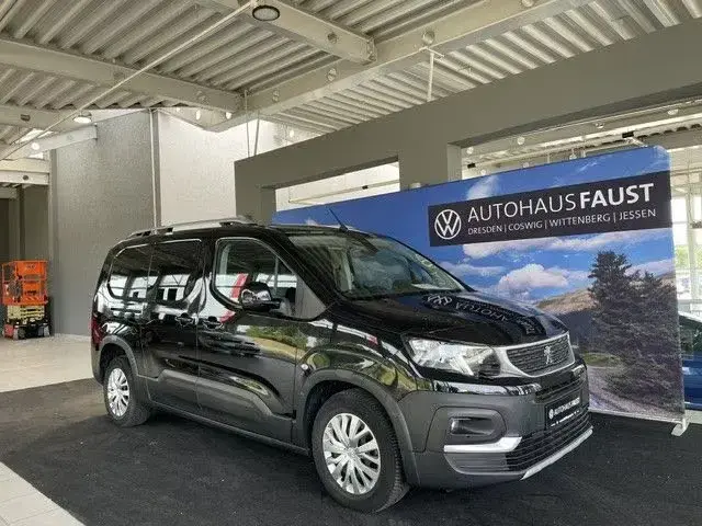 Main__Slider__Photo:Peugeot Rifter L2 1.2 PureTech Active PDC SHZ KLIMA 11/2019-1