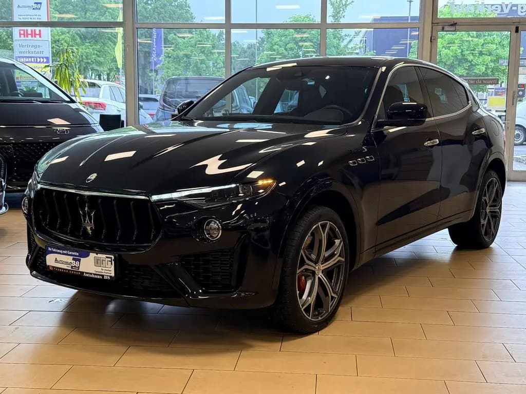 Main__Slider__Photo:Maserati Levante Modena S*ACC*Pano*Harman/K*360Cam*Memory 06/2022-0
