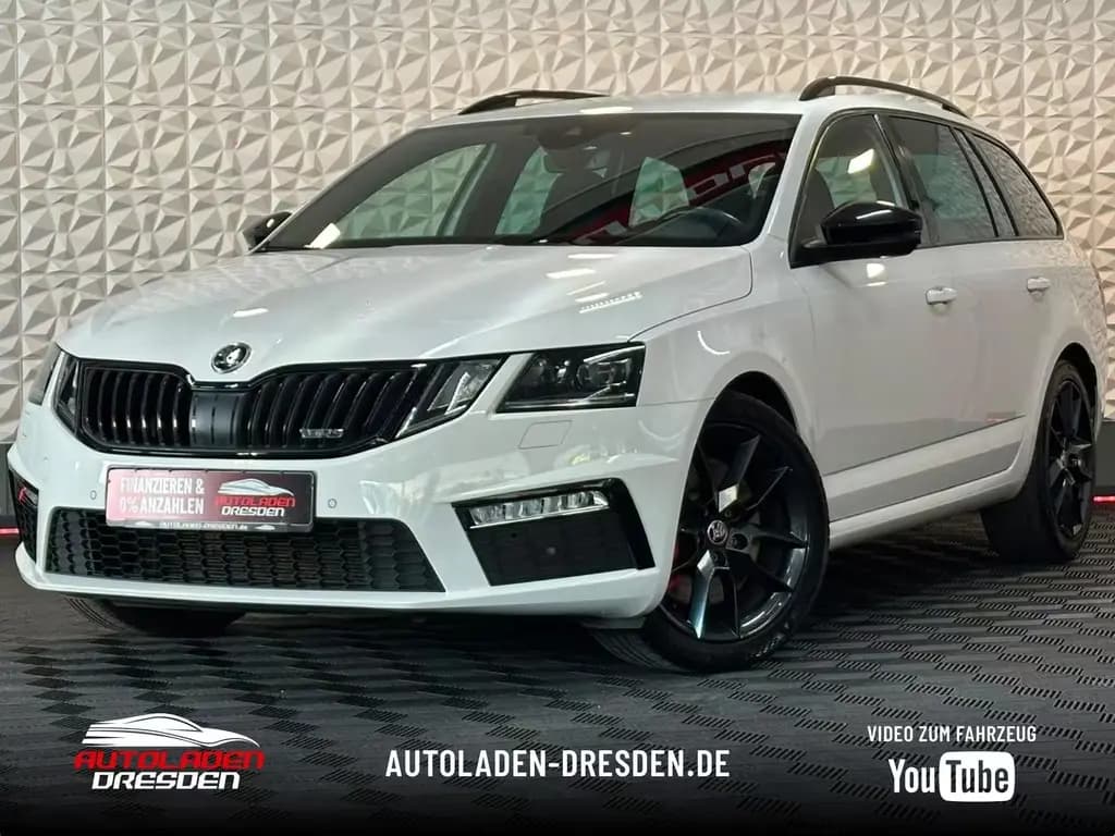 Main__Slider__Photo:Skoda Octavia 2.0TSI RS CHALLANGE NAVI#SHZ#SPUR#KEYLES 07/2018-0