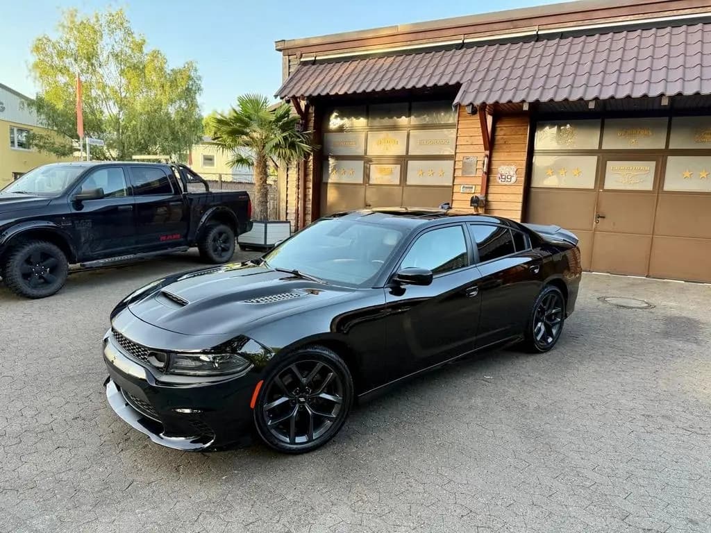 Main__Slider__Photo:Dodge Charger V8 R/T*VOLL*LEDER*LED*PDC*KAMERA*20 ZOLL*GARANTI 06/2020-0