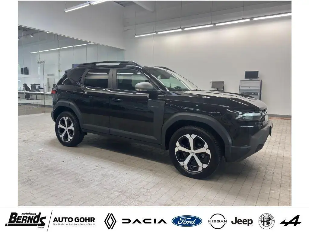 Main__Slider__Photo:Dacia Duster mild hybrid 130 4x4 Journey KLIMAAUTO PDC 08/2025-1