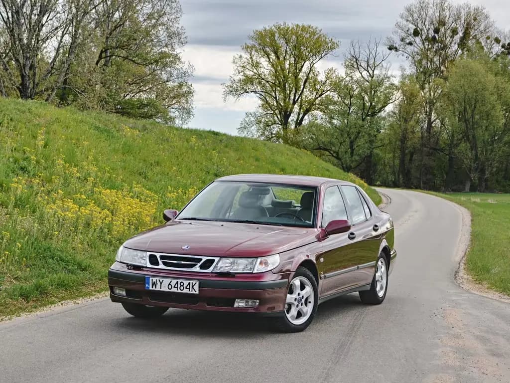 Main__Slider__Photo:Saab 9-5 2,3t einzigartige Karosseriefarbe, unverwech 10/1999-0