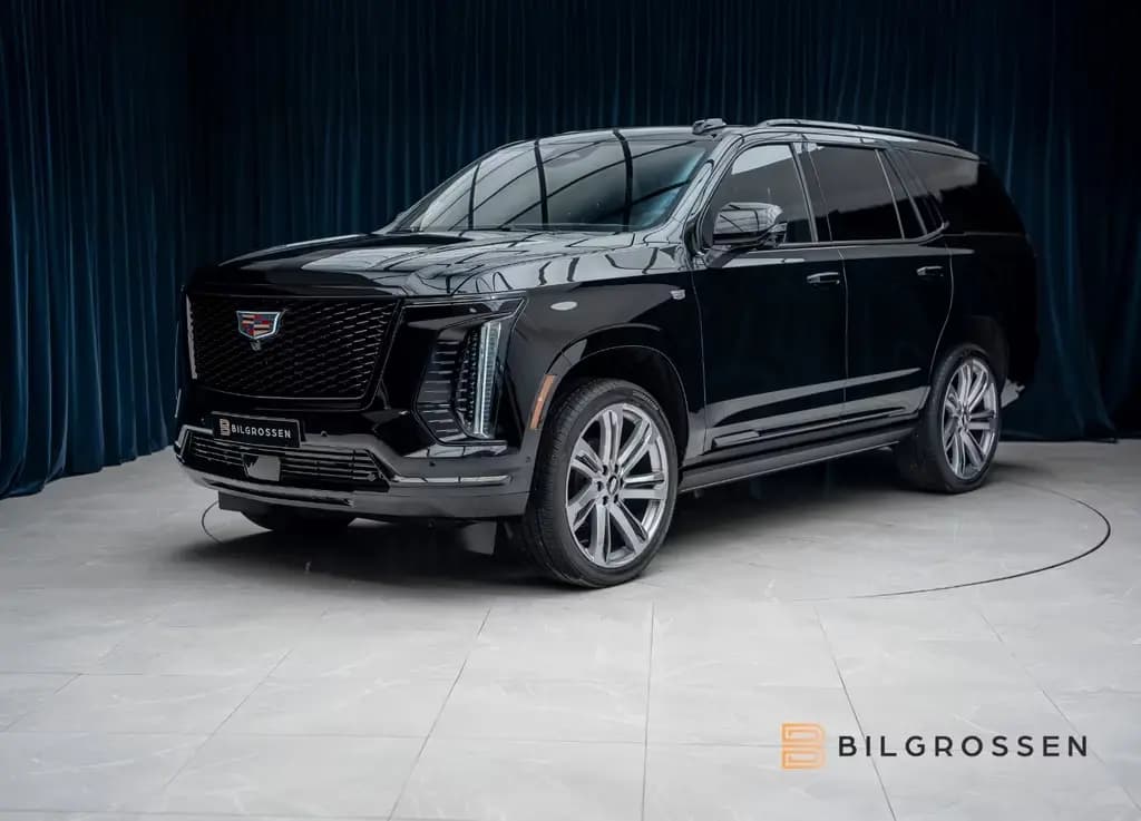 Main__Slider__Photo:Cadillac Escalade Platinum Sport Exclusive Seats 24" MY26 null-0