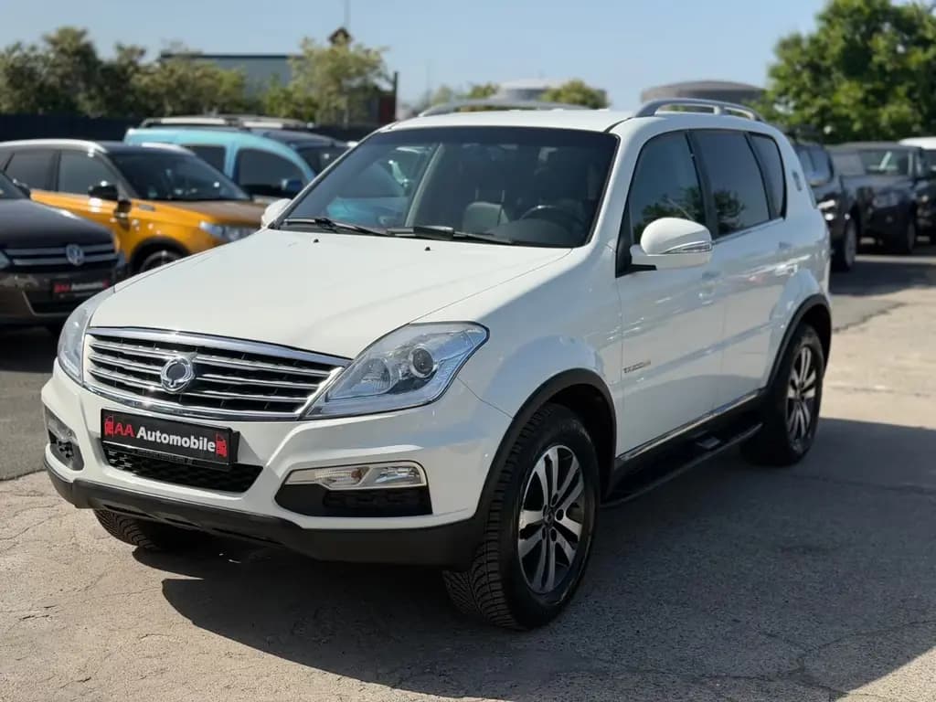 Main__Slider__Photo:Ssangyong REXTON Rexton W Sapphire 4WD (7 Sitze) 05/2015-0