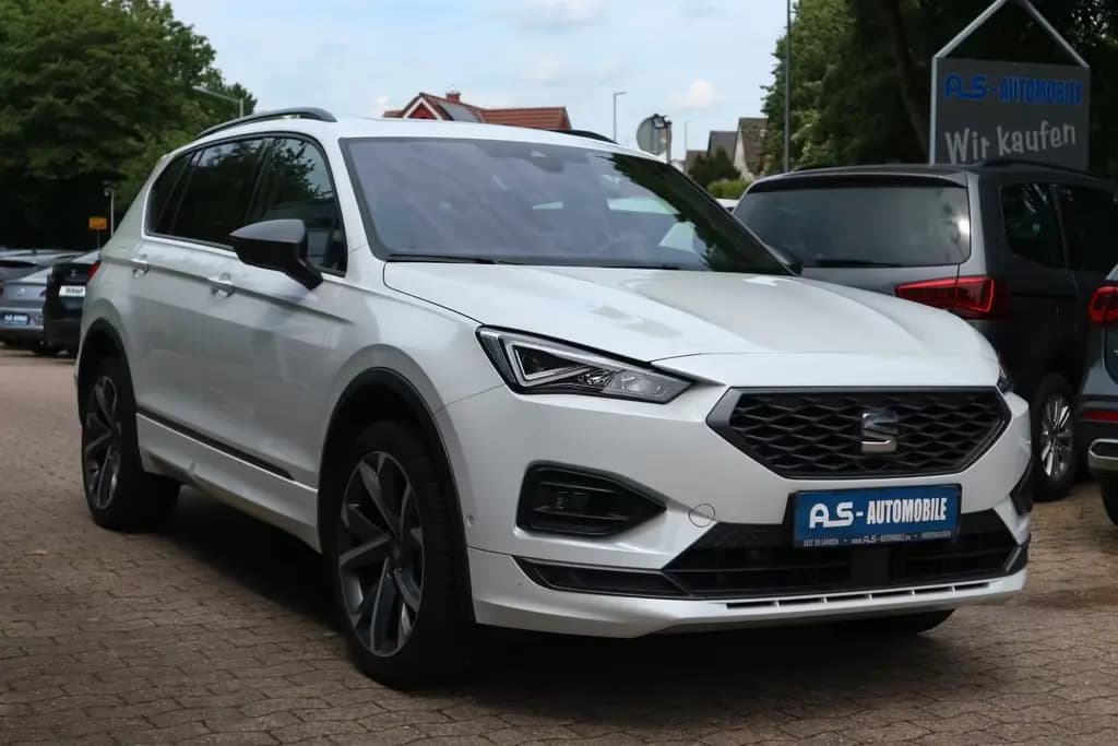 Main__Slider__Photo:Seat Tarraco FR 4Drive *1.HD/7-SITZER/ACC/PANO/AHK* 05/2024-0