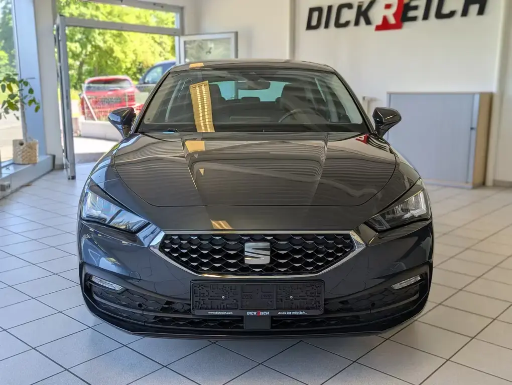Main__Slider__Photo:Seat Leon 1.5 TSI Xcellence T-Leder Navi LRH 06/2022-1