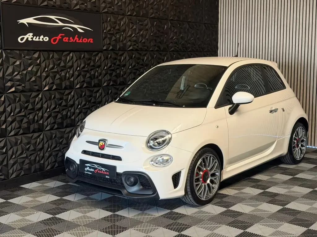 Main__Slider__Photo:Abarth 500 595  1.HAND 09/2022-0